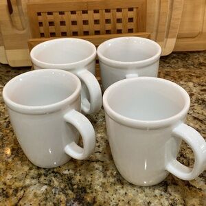 4 Bodum Mugs White Classic Minimalist Style